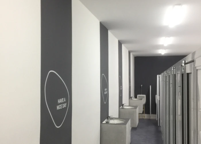 Carmona – Módulo sanitario 1×20 FT