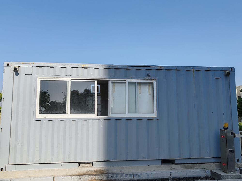 contenedores comerciales modificados