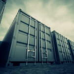 Contenedores marítimos Dracontainers utilizados como soluciones en almacenaje industrial y temporal