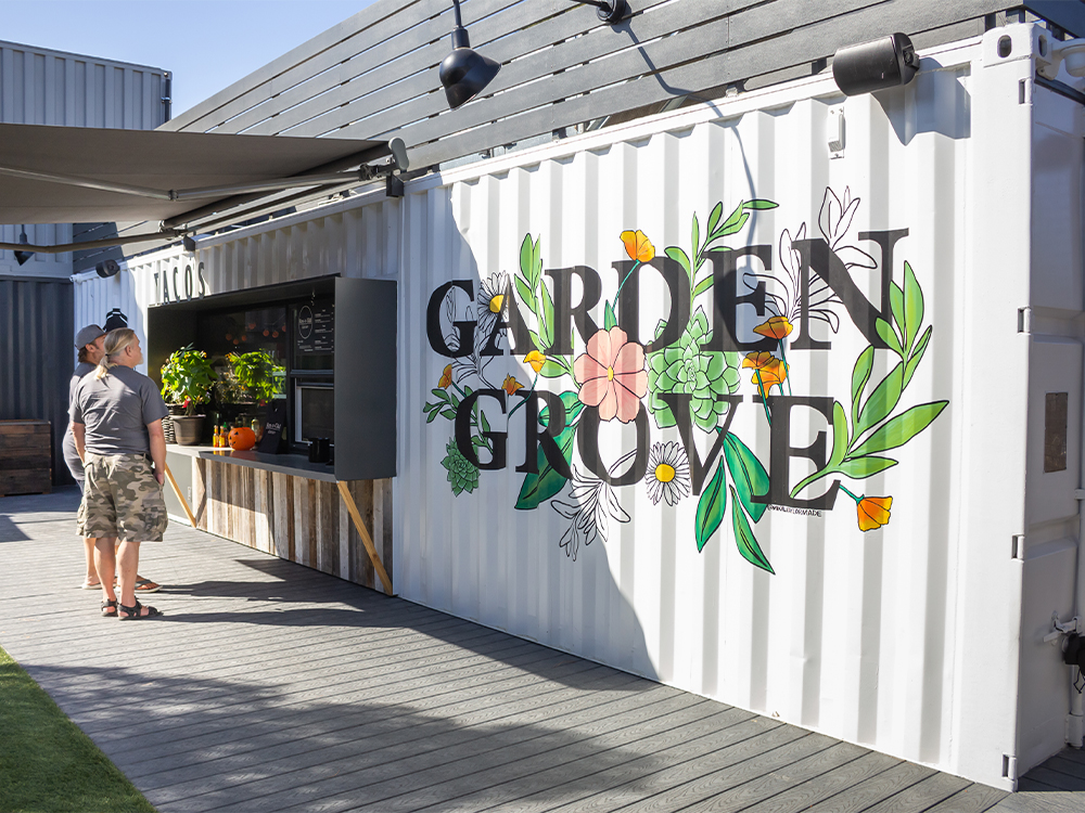 Restaurante móvil construido en contenedor marítimo